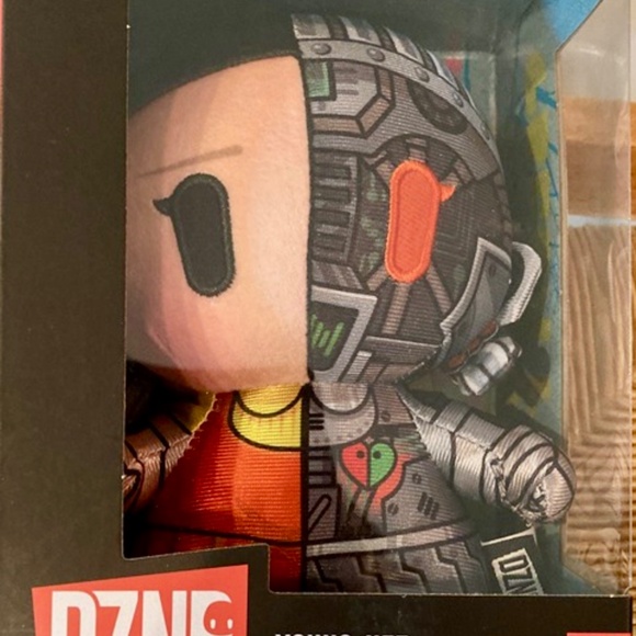 DZNR REINER BRAUN, ANNIE LEONHART, YOUNG-HEE All 3! *MAKE ME AN OFFER* - Picture 5 of 6